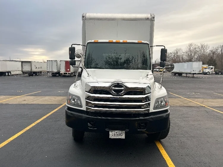 2021 Hino L6 in La Vergne, TN — photo 2