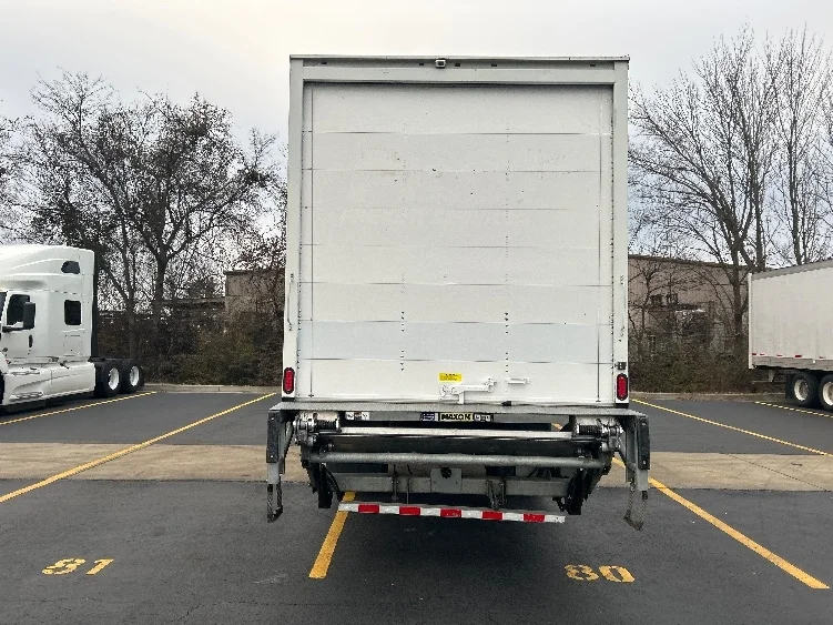 2021 Hino L6 in La Vergne, TN — photo 7