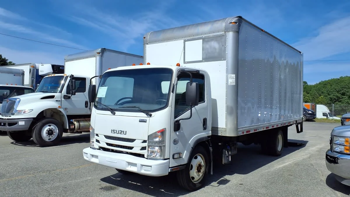 2018 Isuzu NRR