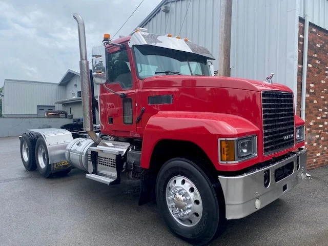 2019 Mack TerraPro in Eau Claire, PA — photo 2