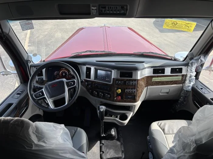 2027 Peterbilt 589 - image 8