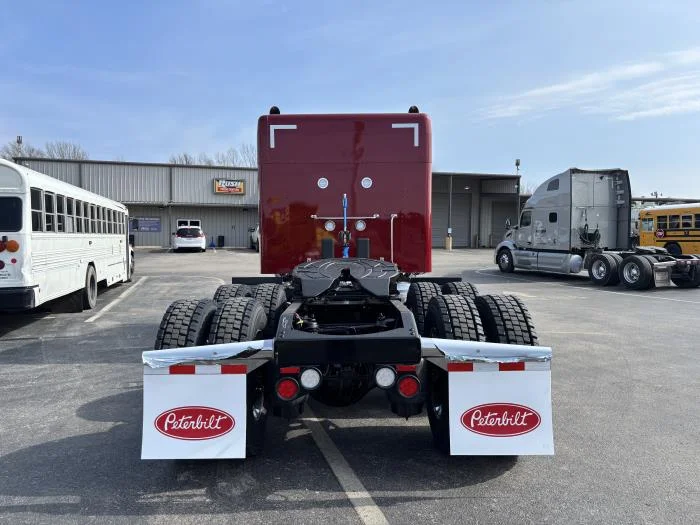 2027 Peterbilt 589 - image 4