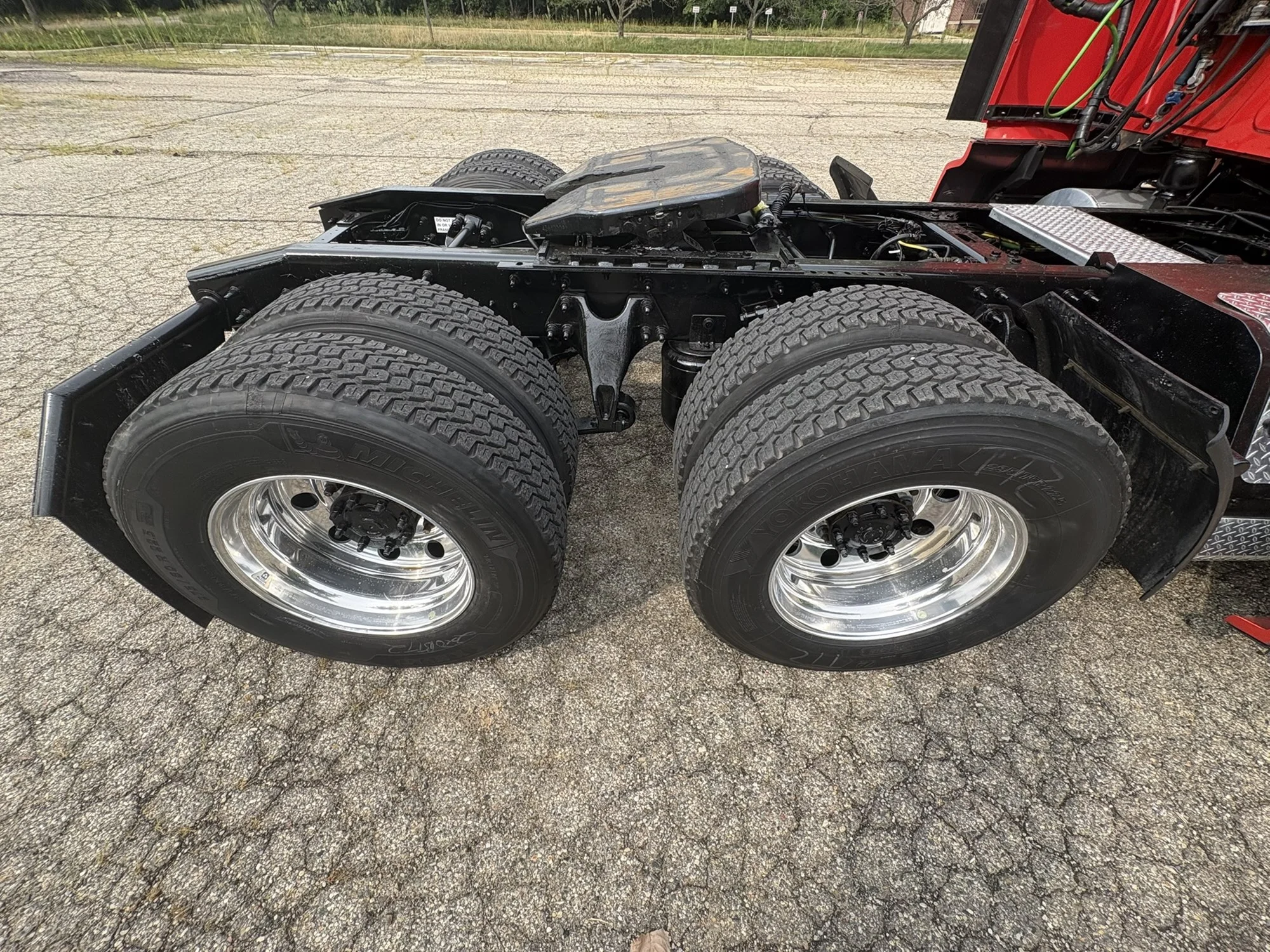 2022 International LT in West Michigan International, MI — photo 14