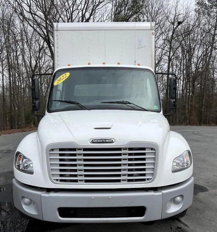 2022 Freightliner M2 106 in Anderson, IN — photo 2