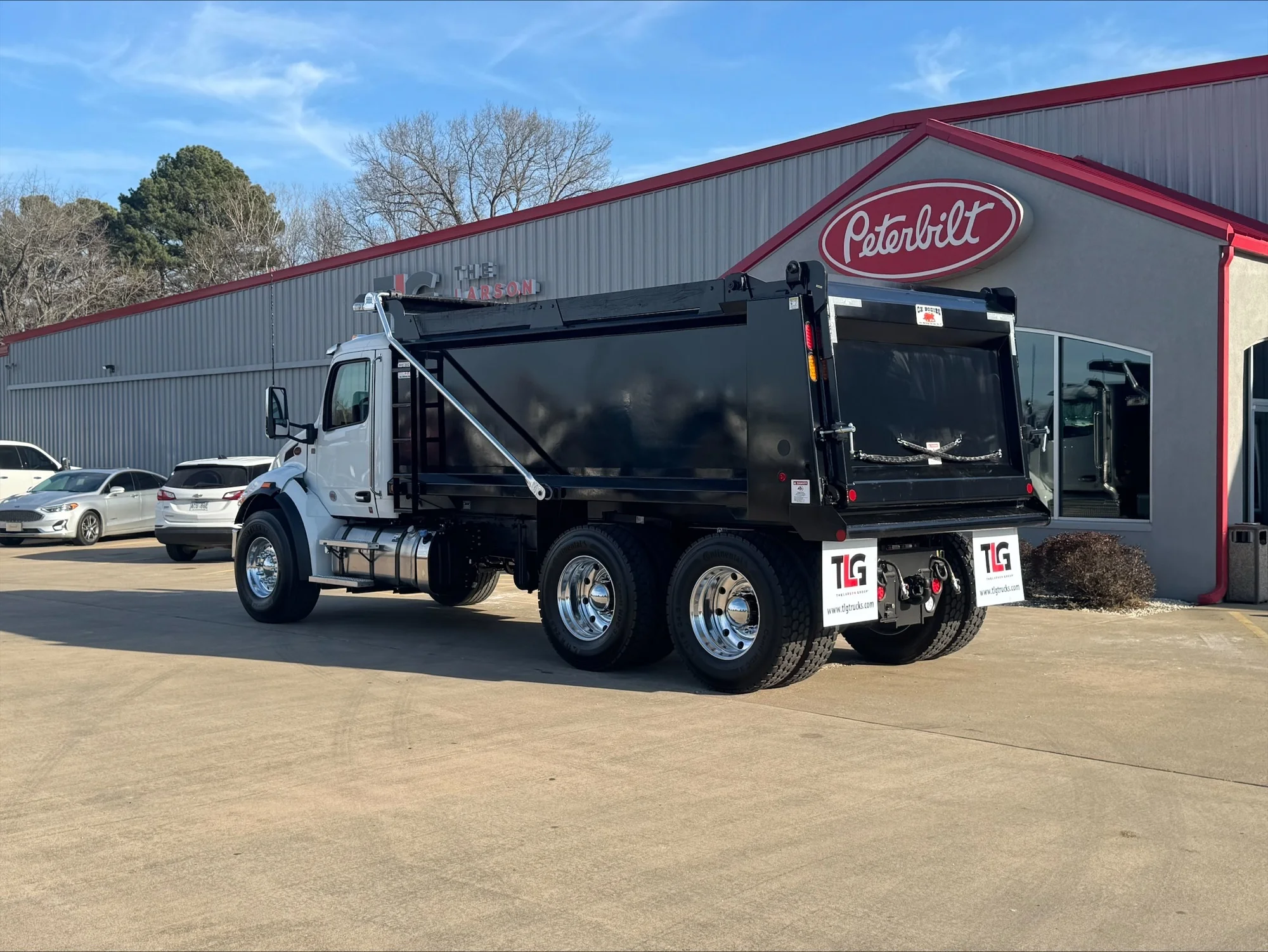 2026 Peterbilt 548 in Fort Smith, AR — photo 3