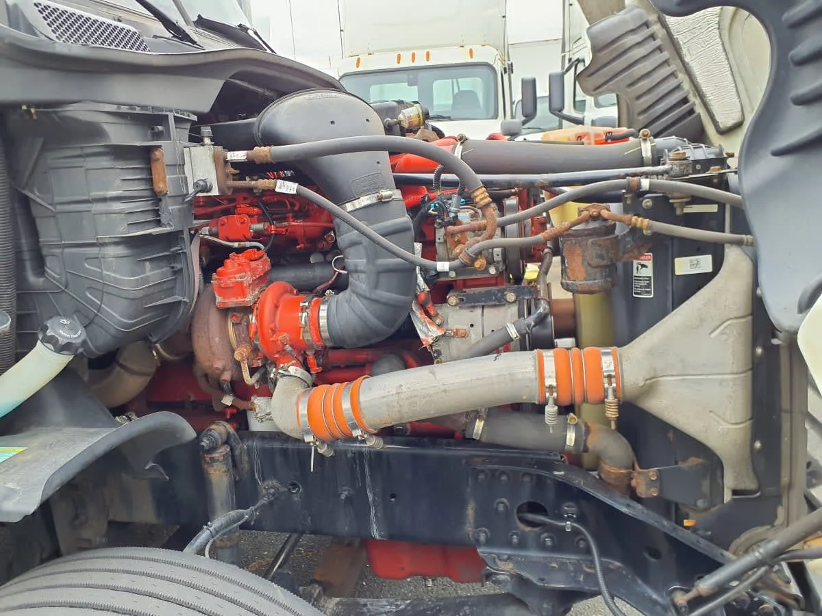 2019 Freightliner Cascadia - image 11