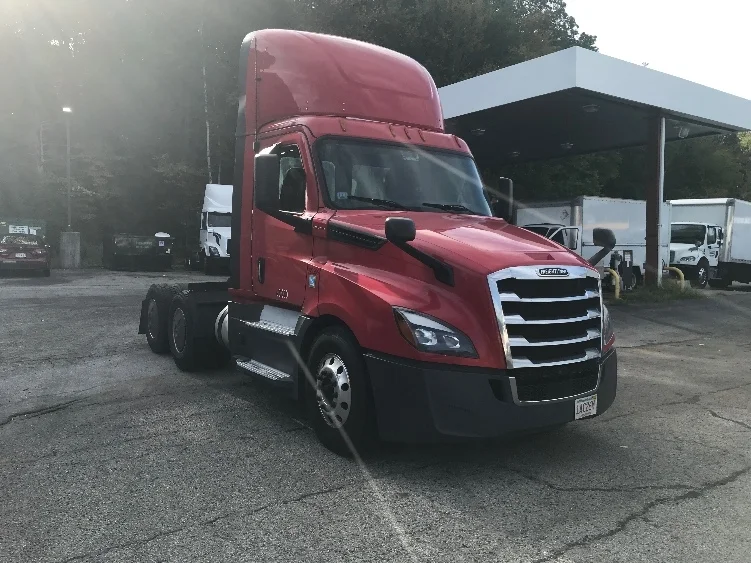 2019 Freightliner Cascadia in Auburn, MA