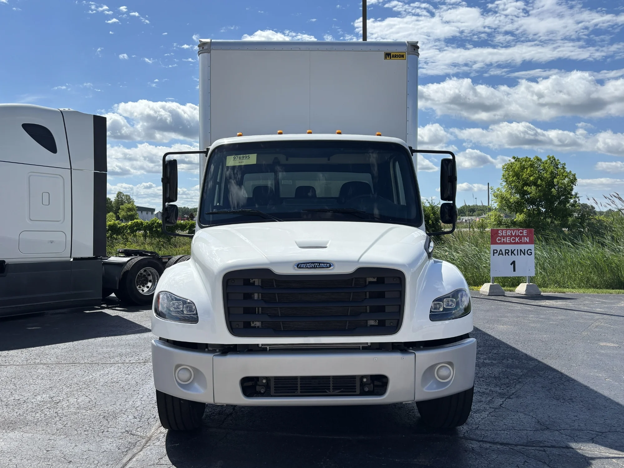 2027 Freightliner M2 106 in Appleton, WI — photo 2