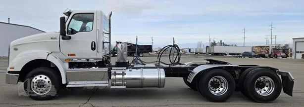 2025 International HX in MN — photo 7