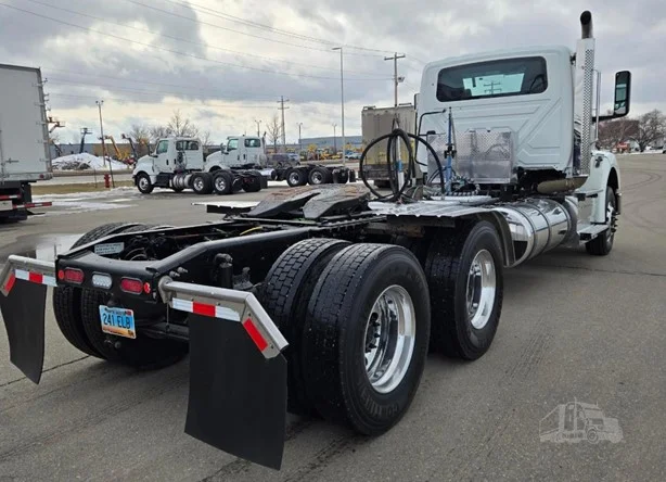 2025 International HX - image 6