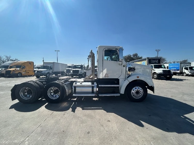 2019 Freightliner in San Antonio, TX — photo 8