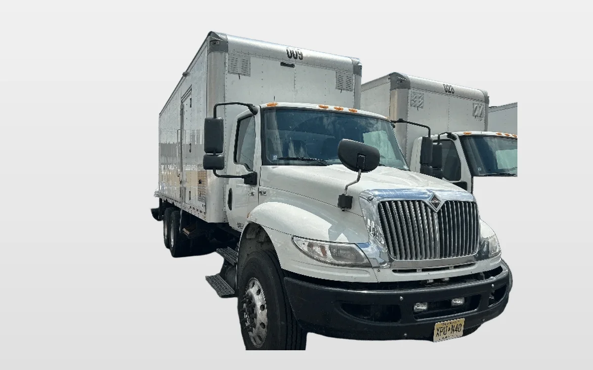 2020 International MV - image 1