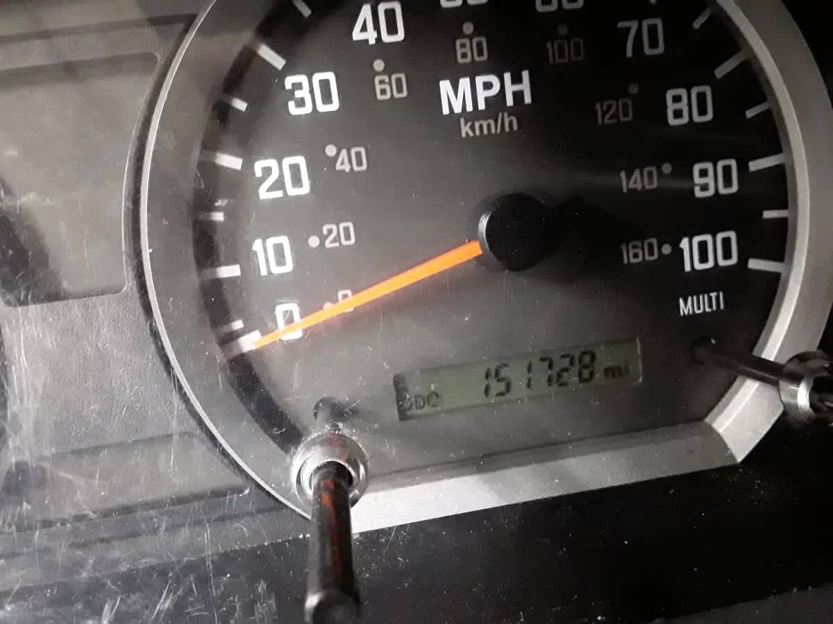 2019 Isuzu NPR - image 12