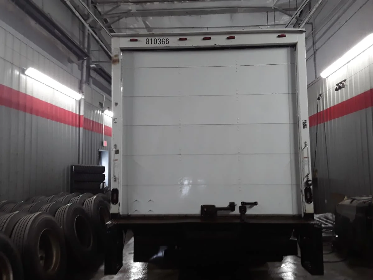 2019 Isuzu NPR - image 5