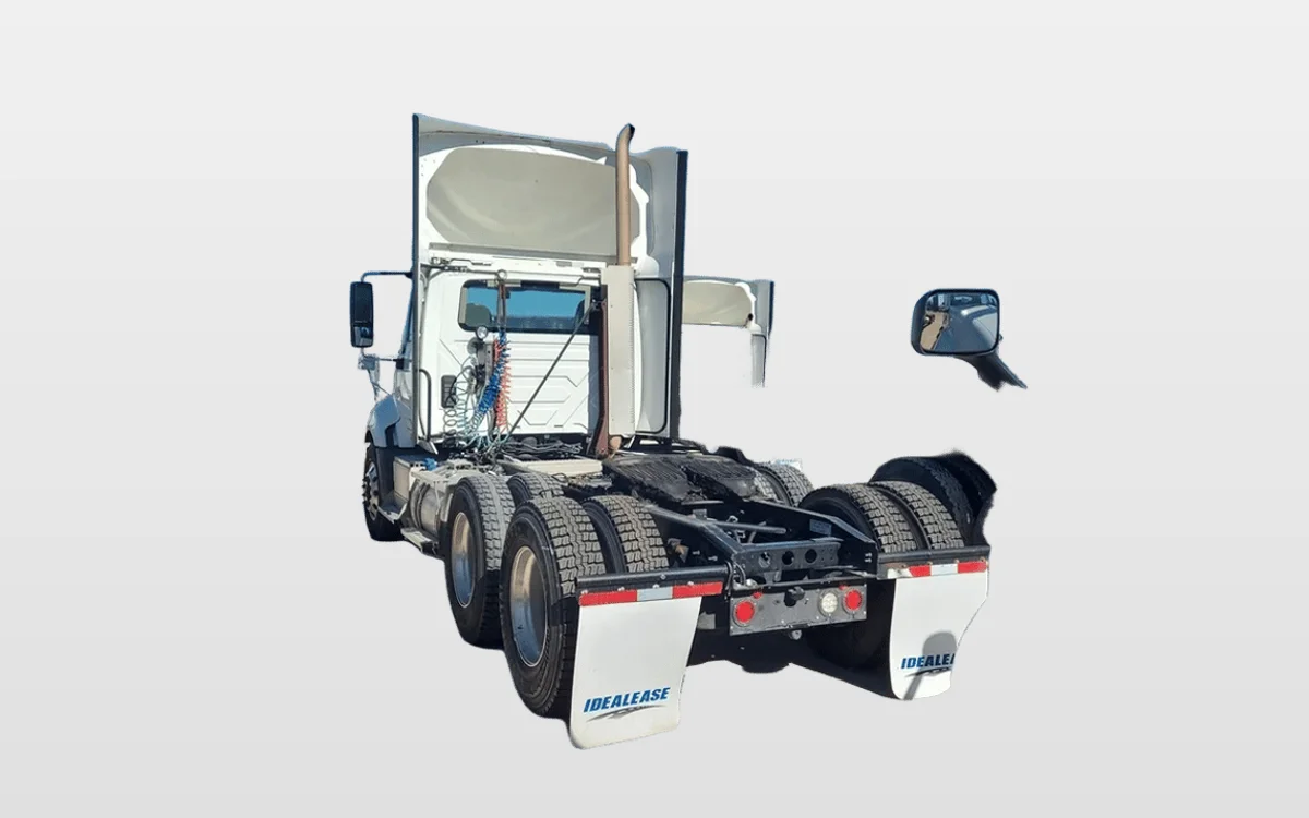 2017 International ProStar - image 1