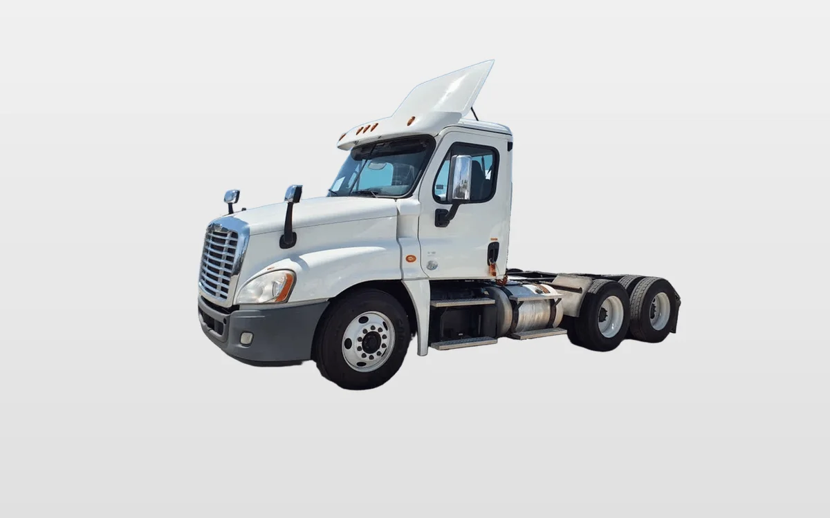 2018 Freightliner - image 1