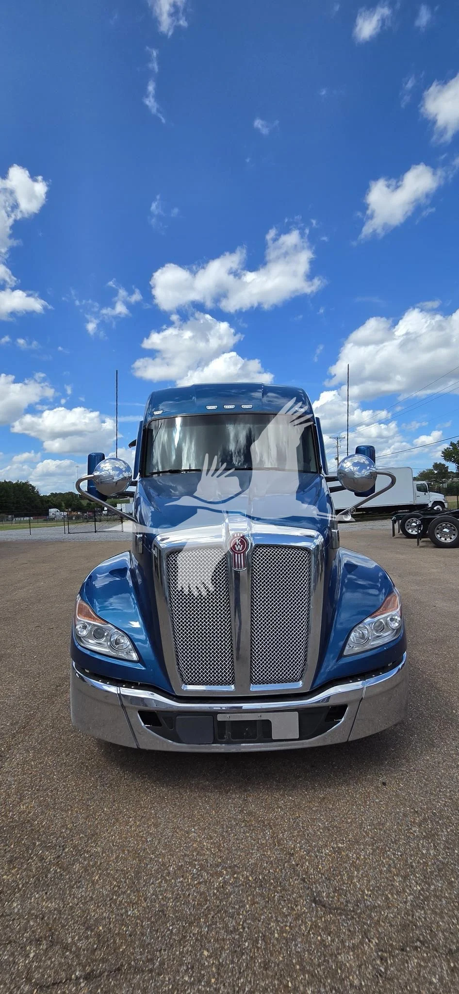 2023 Kenworth T680 in Richland, MS — photo 2