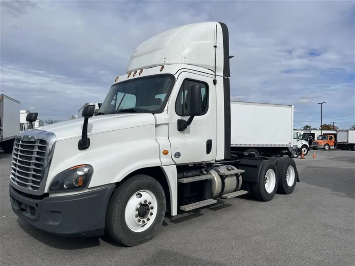 2019 Freightliner Cascadia in Beltsville, MD