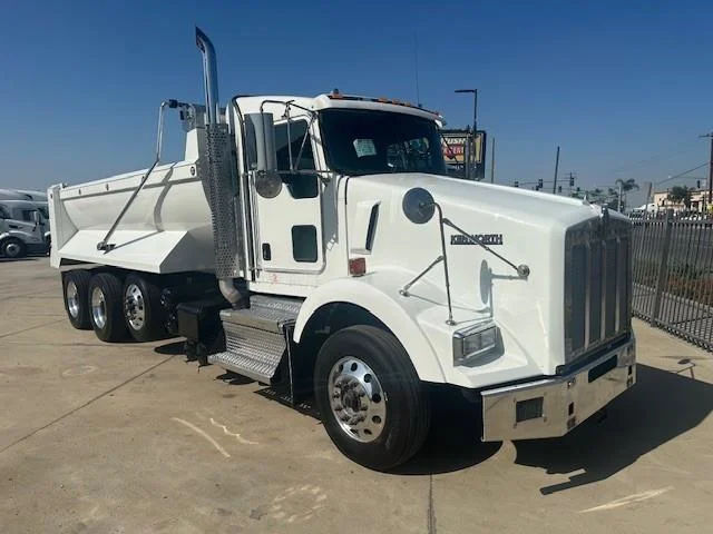 2019 Kenworth T800 in Fontana, CA — photo 5