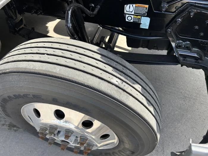 2021 Peterbilt 579 - image 22