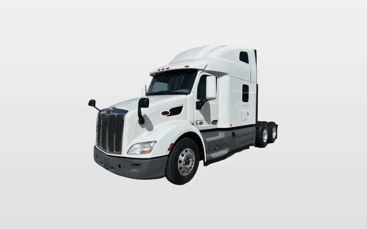 2021 Peterbilt 579 - image 1