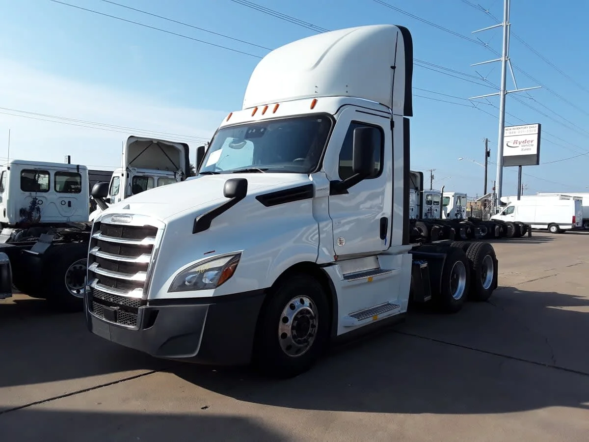 2022 Freightliner Cascadia in Dallas, TX