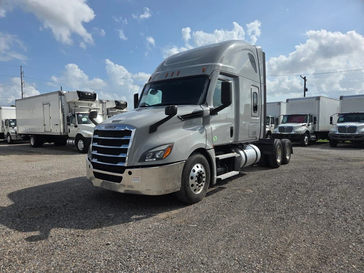 2021 Freightliner Cascadia
