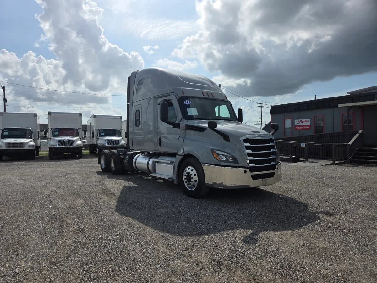 2021 Freightliner Cascadia in St. Rose, LA — photo 3