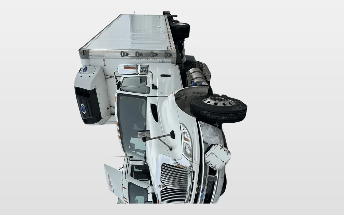 2017 International 4300 - image 1