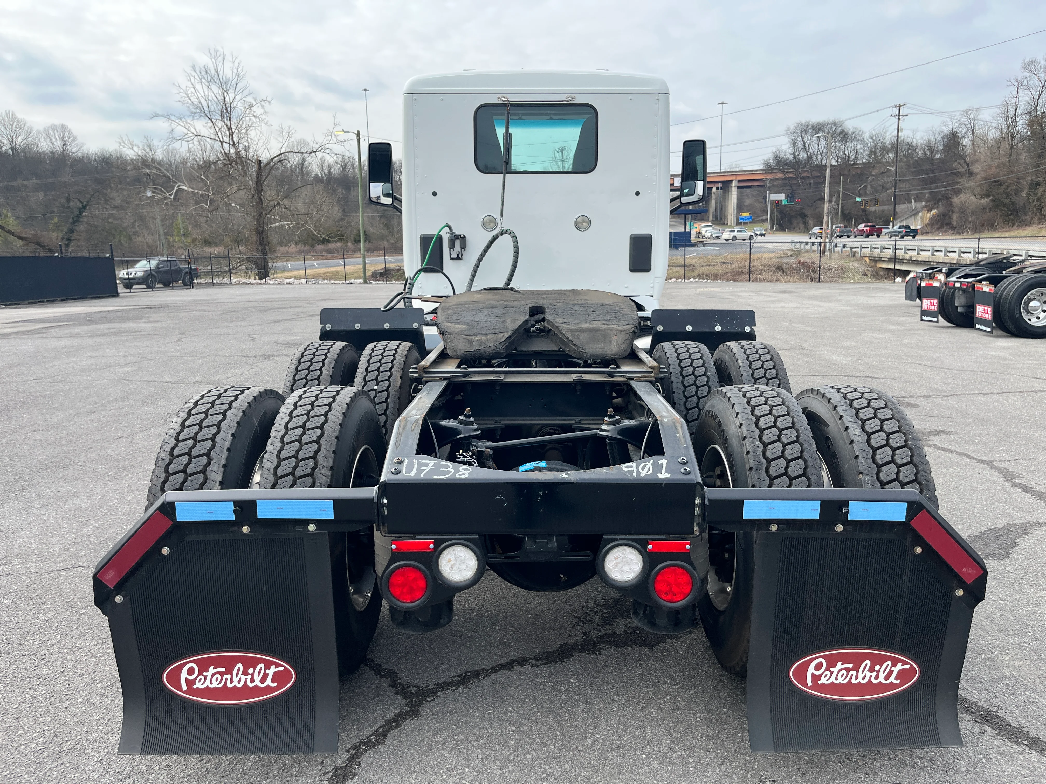 2021 Peterbilt 579 in Knoxville, TN — photo 5