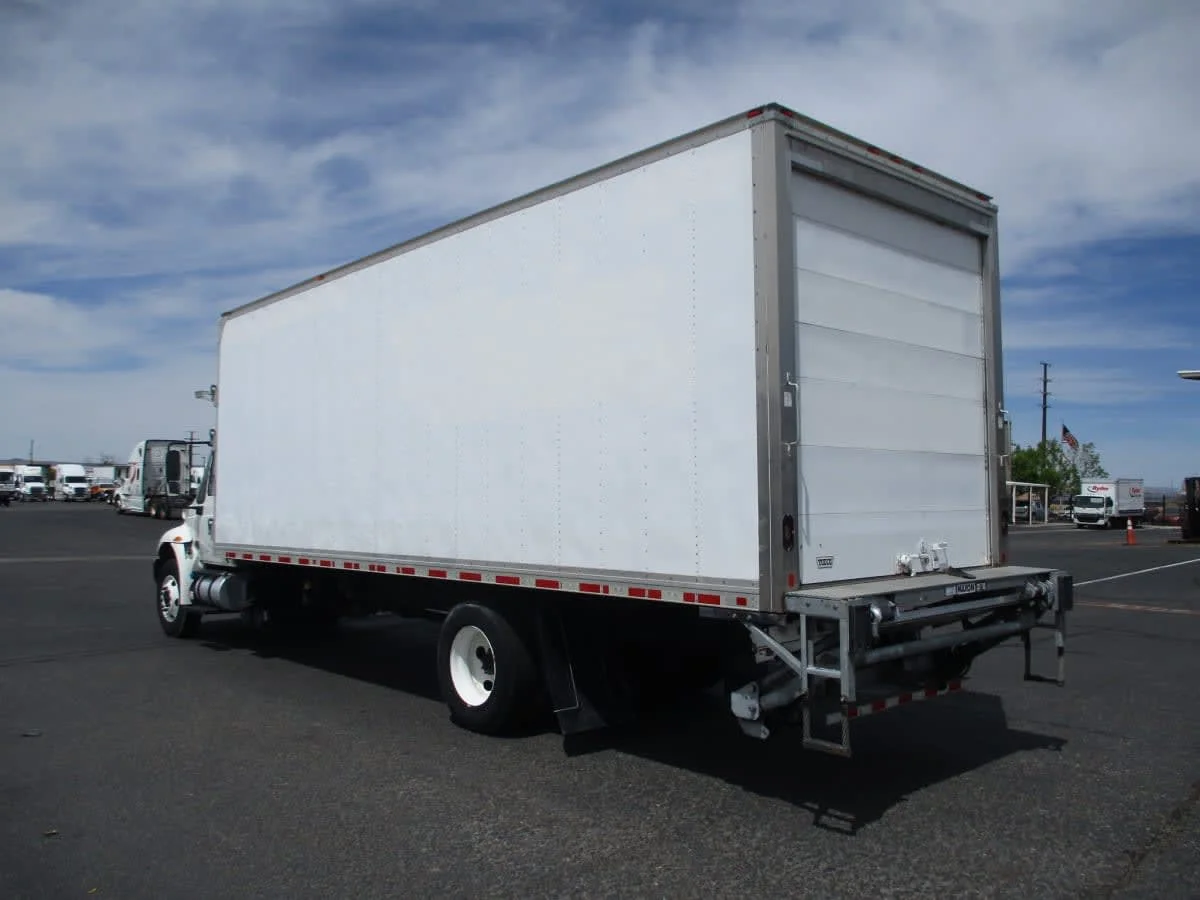 2019 International 4300 in Commerce City, CO — photo 6