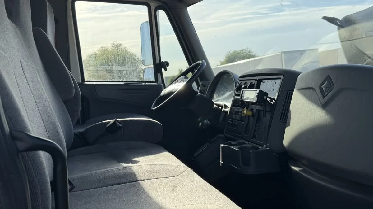 2019 International 4300 in Phoenix, AZ — photo 18