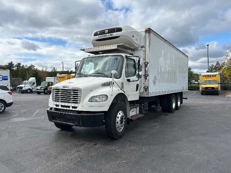 2020 Freightliner M2 106 in Norton, MA — photo 3