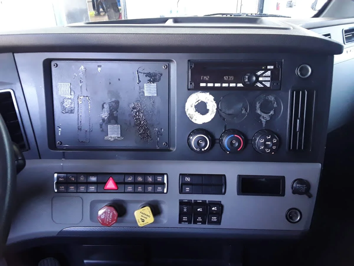 2021 Freightliner Cascadia in Hilliard, OH — photo 10