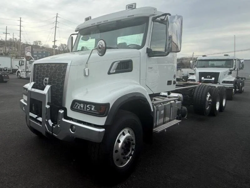 2027 Volvo VHD 300