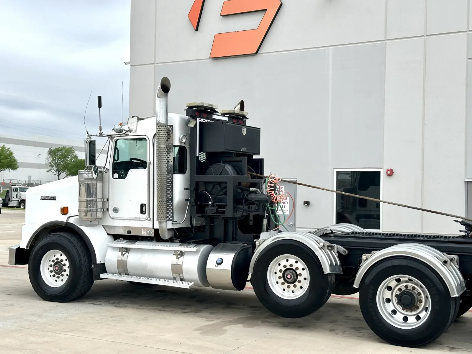 2012 Kenworth T800 - image 8