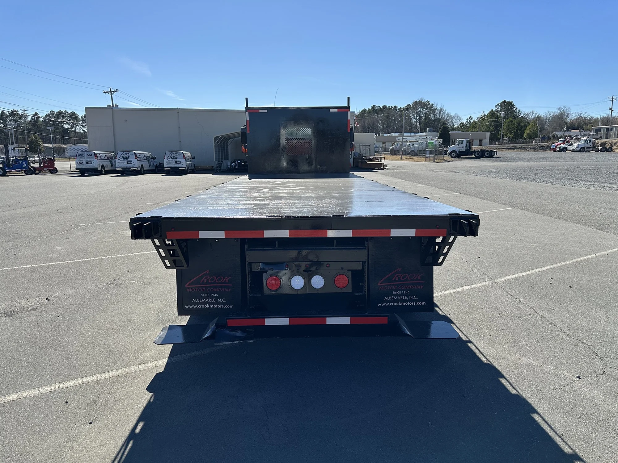 2018 Freightliner M2 106 - image 4