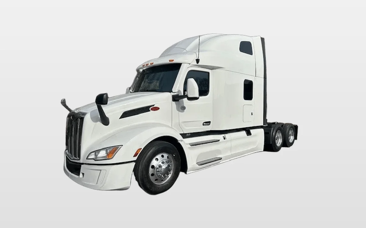 2023 Peterbilt 579 - image 1