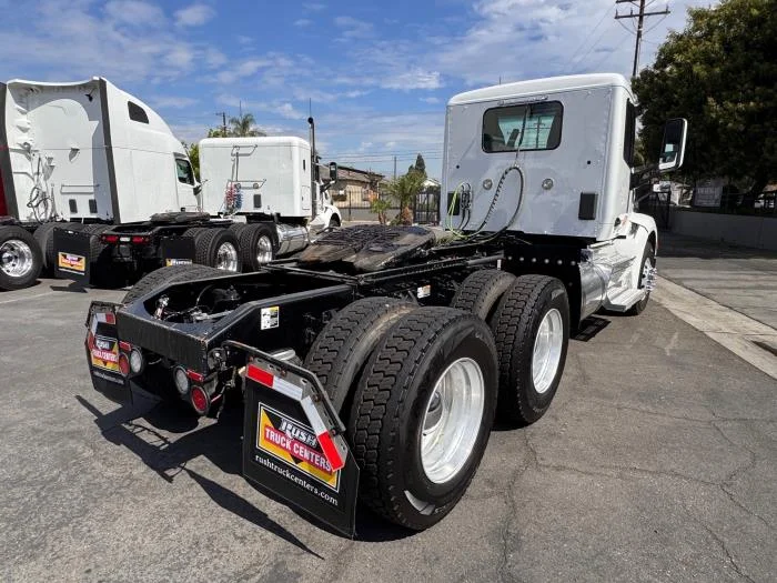 2021 Peterbilt 579 - image 6