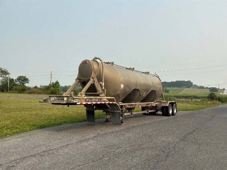2020 Heil Trailer in Cleona, PA — photo 2