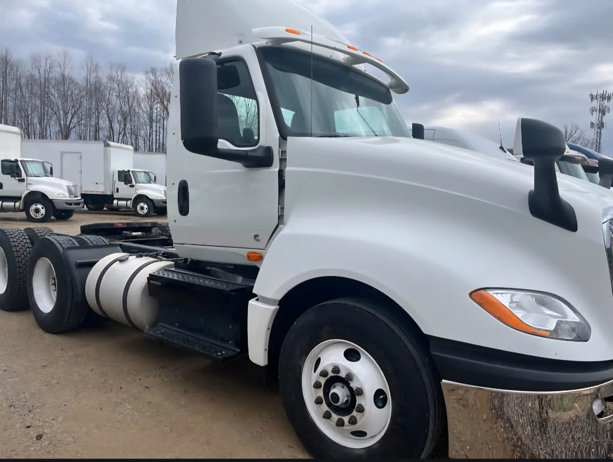 2020 International LT in Greensboro, NC — photo 2