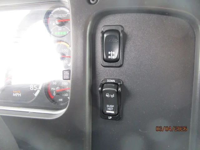 2020 Freightliner M2 106 - image 15