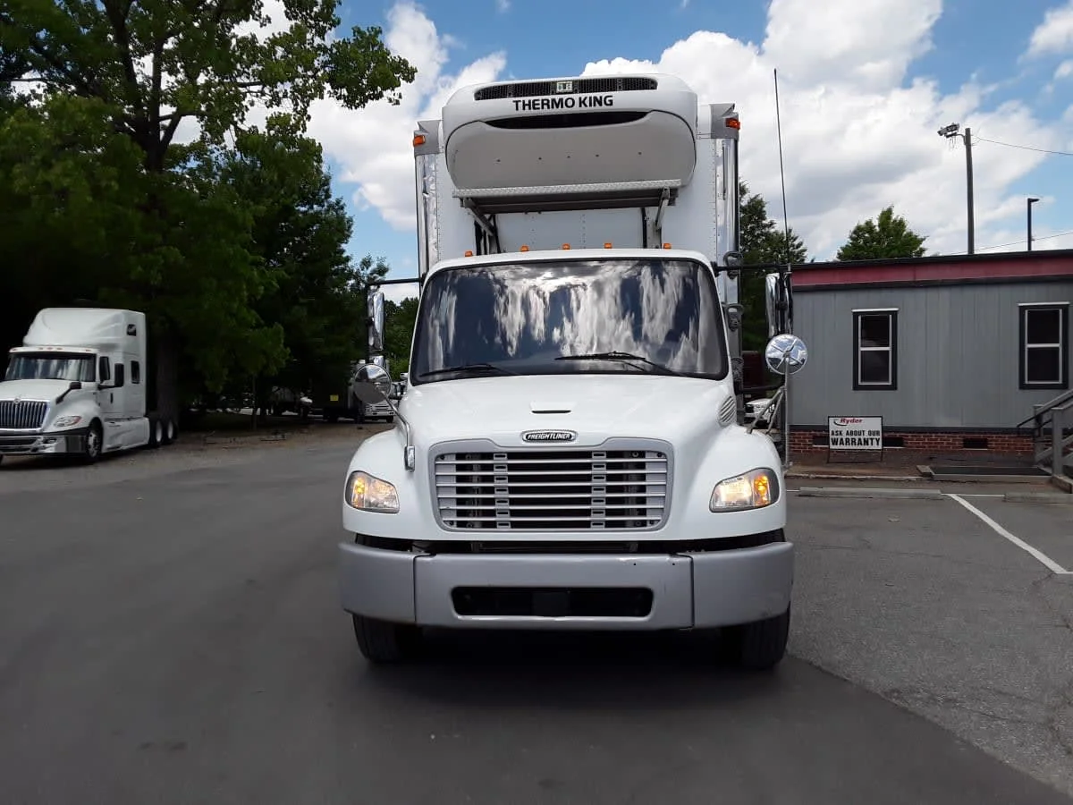 2019 Freightliner M2 106 in Charlotte, NC — photo 2