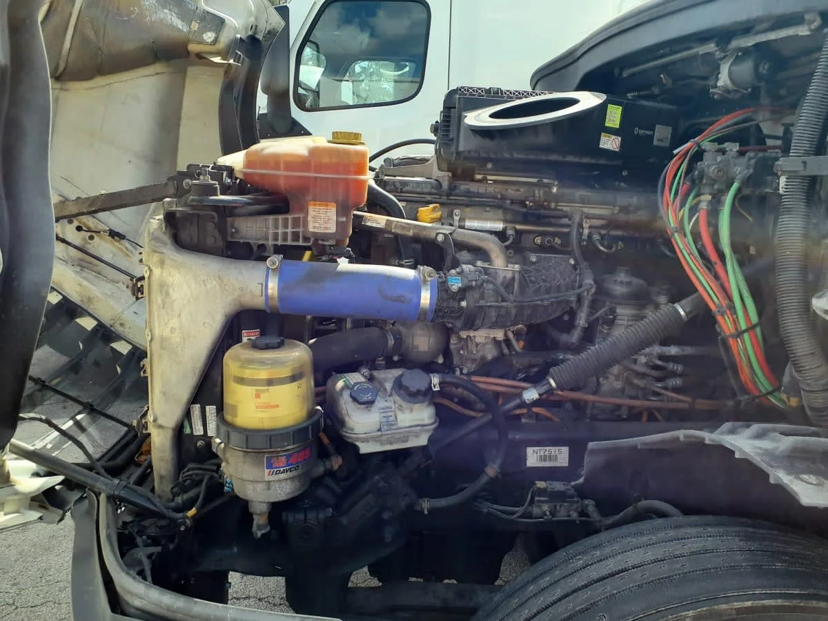 2022 Freightliner Cascadia - image 9