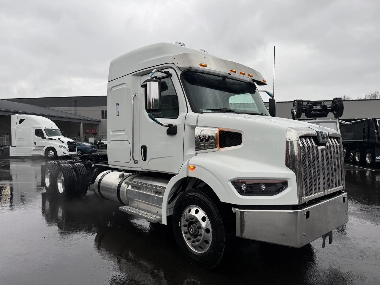 2024 Western Star 47X - image 1