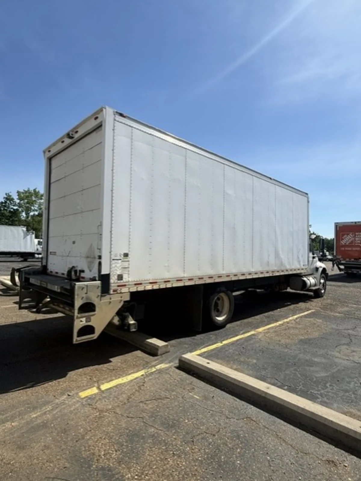 2019 International 4300 in North Little Rock, AR — photo 4