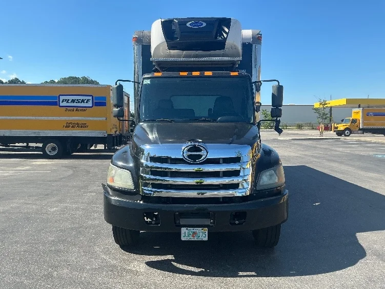 2019 Hino 268 in Mobile, AL — photo 2