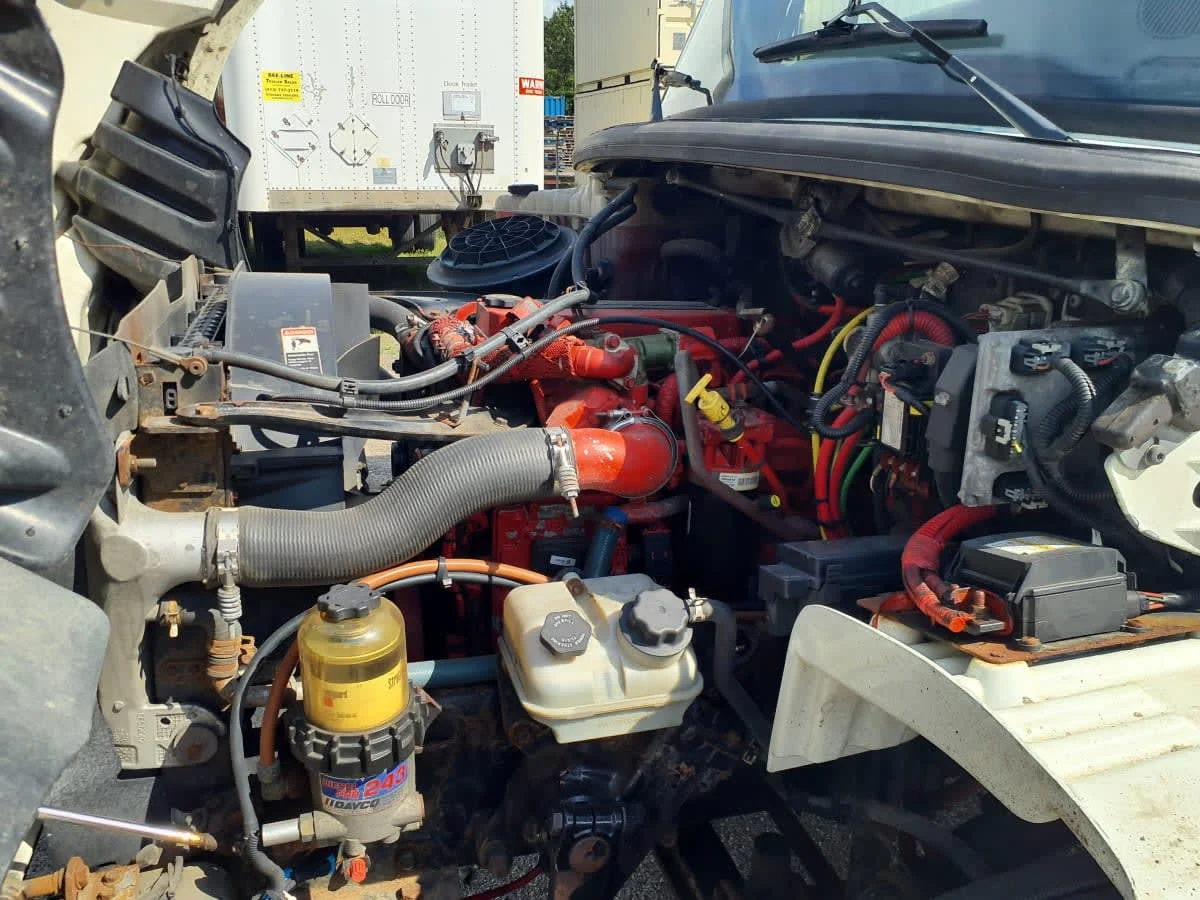 2016 Freightliner M2 106 - image 10