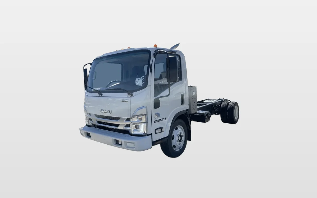 2024 Isuzu NRR - image 1