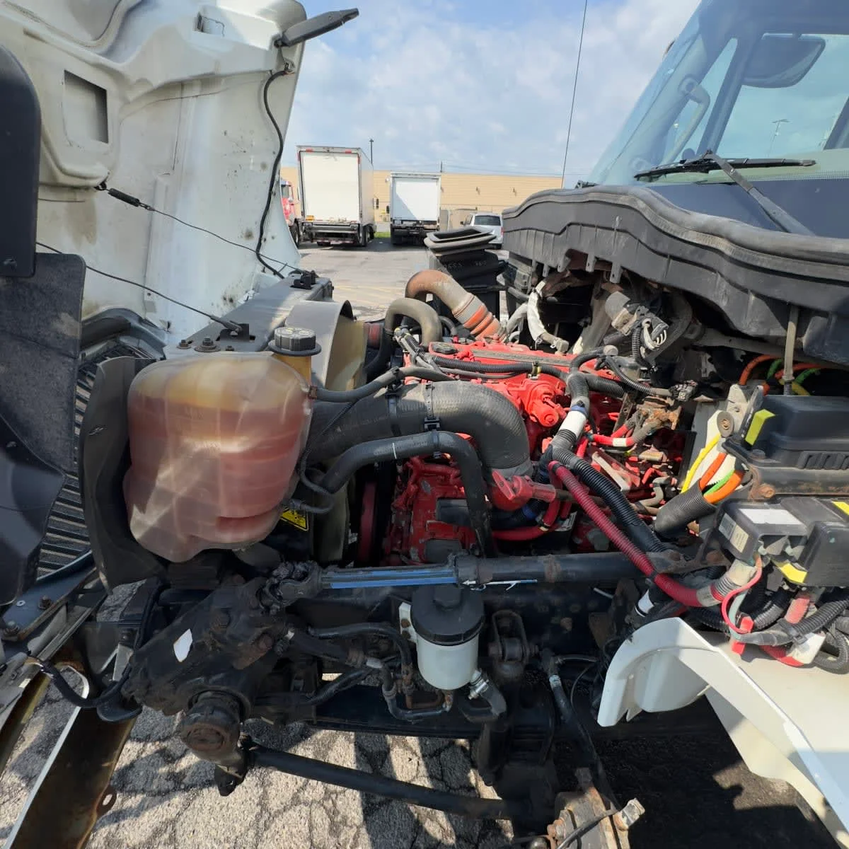 2018 International 4300 - image 9